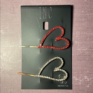 Heart shaped barrette’s